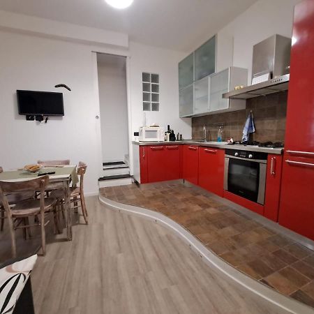 Appartamento In Centro Savona Exterior foto